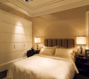 現(xiàn)代簡(jiǎn)歐臥室